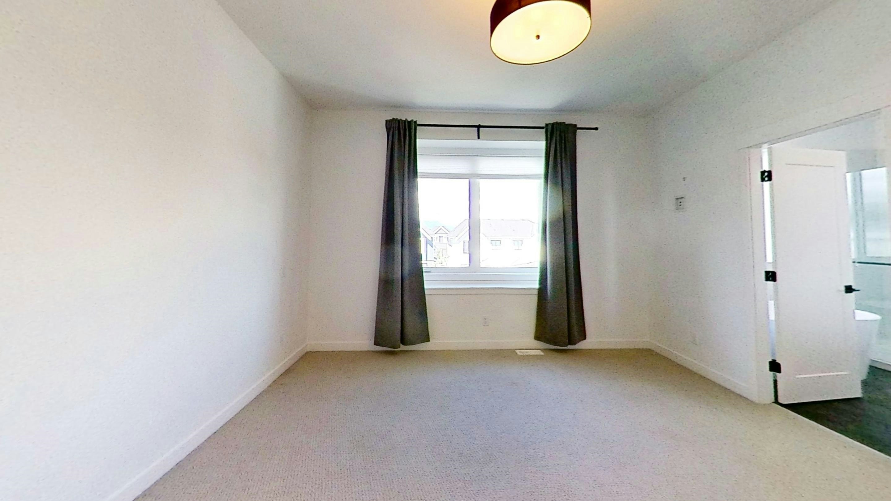 196XX 75 Avenue, Langley, BC, V2Y 3R9 - 4