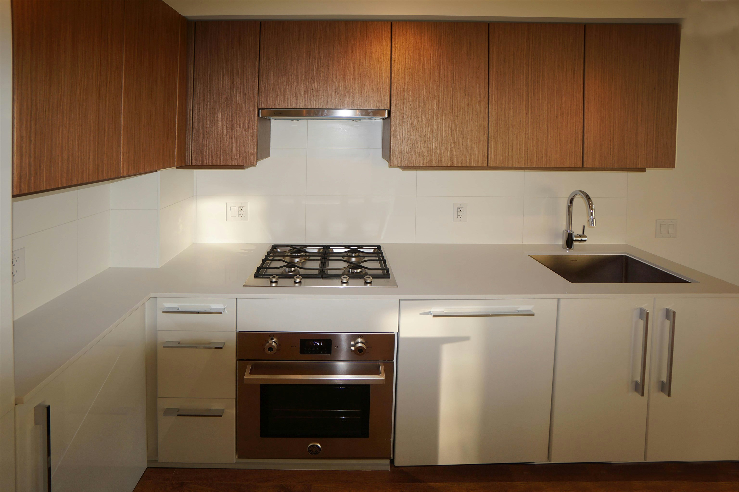 207-188 Agnes Street, New Westminster, BC, V3L 0H6 - 4