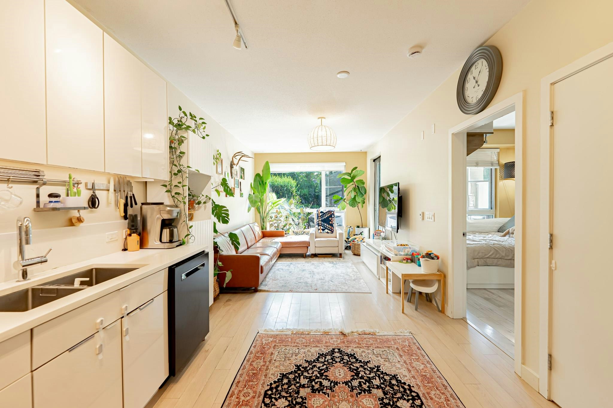 109-1621 Hamilton Avenue, North Vancouver, BC, V7P 0B6 - 3