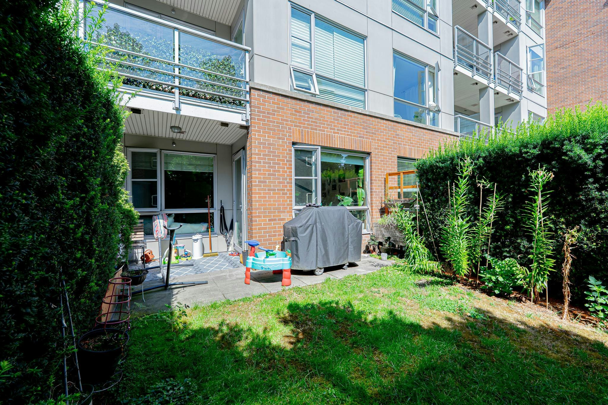 109-1621 Hamilton Avenue, North Vancouver, BC, V7P 0B6 - 16