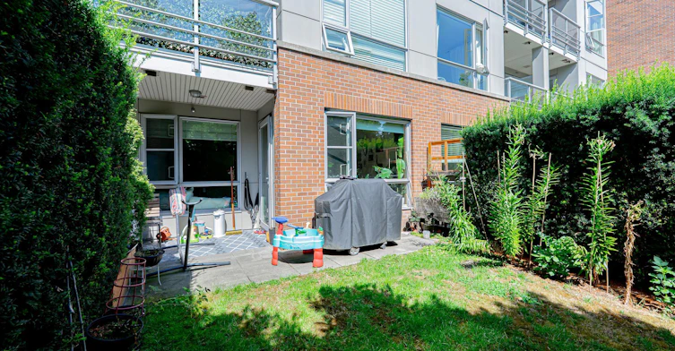 109-1621 Hamilton Avenue, North Vancouver, BC, V7P 0B6 - 16