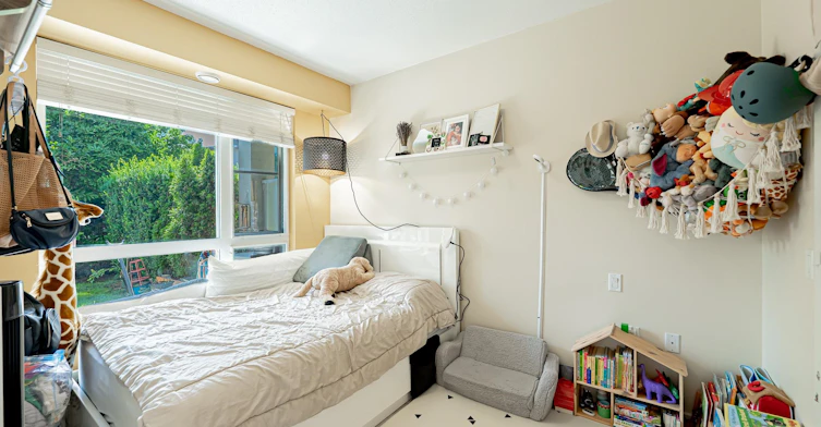 109-1621 Hamilton Avenue, North Vancouver, BC, V7P 0B6 - 6