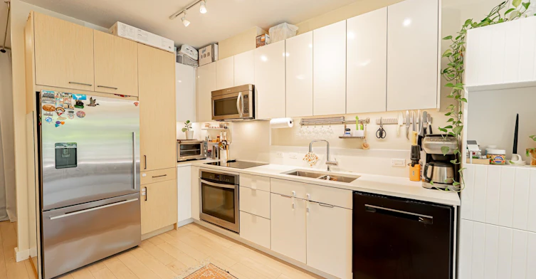 109-1621 Hamilton Avenue, North Vancouver, BC, V7P 0B6 - 10
