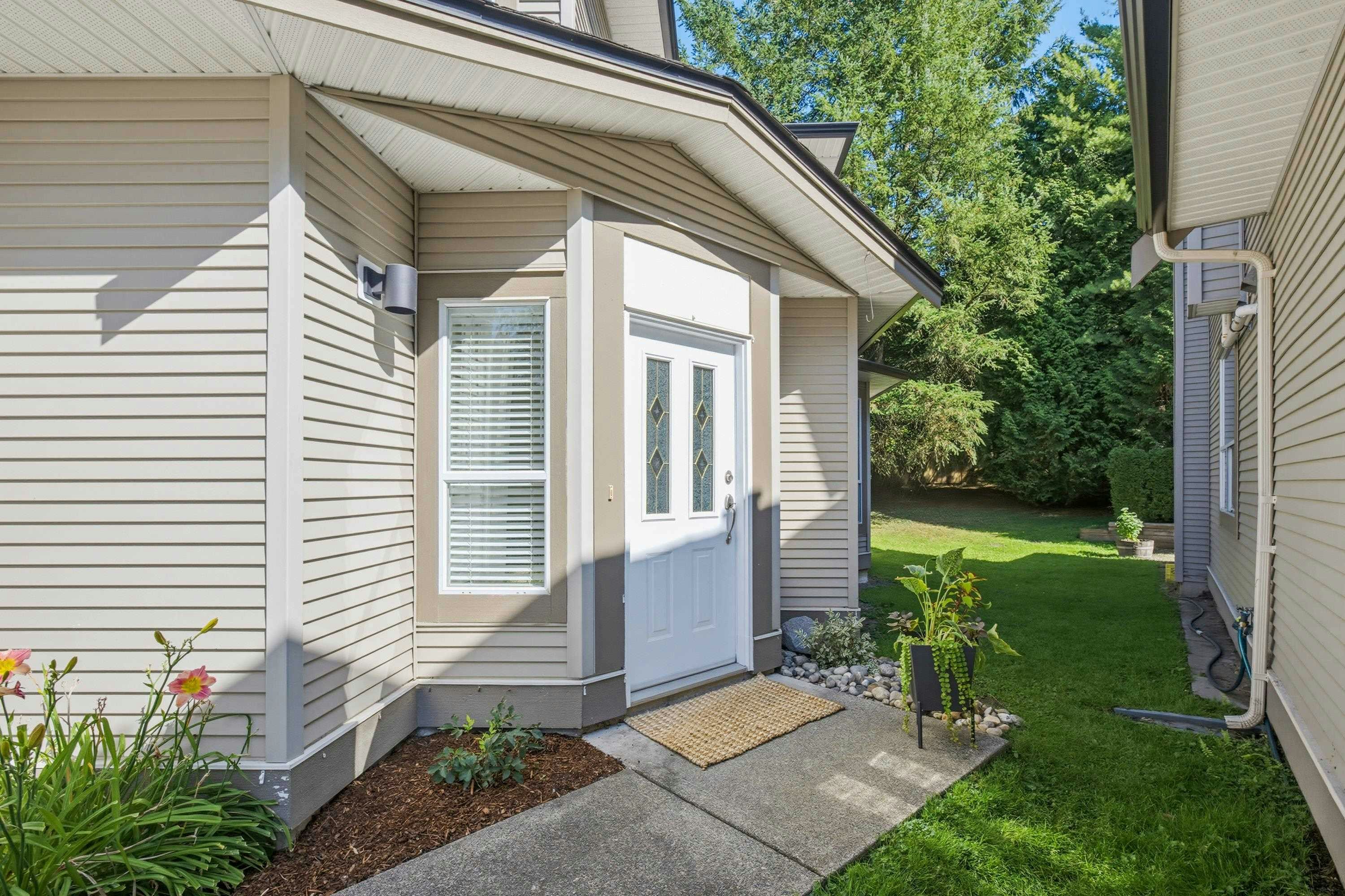 73-20881 87 Avenue - 3