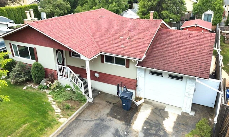 109 Mckenzie Avenue