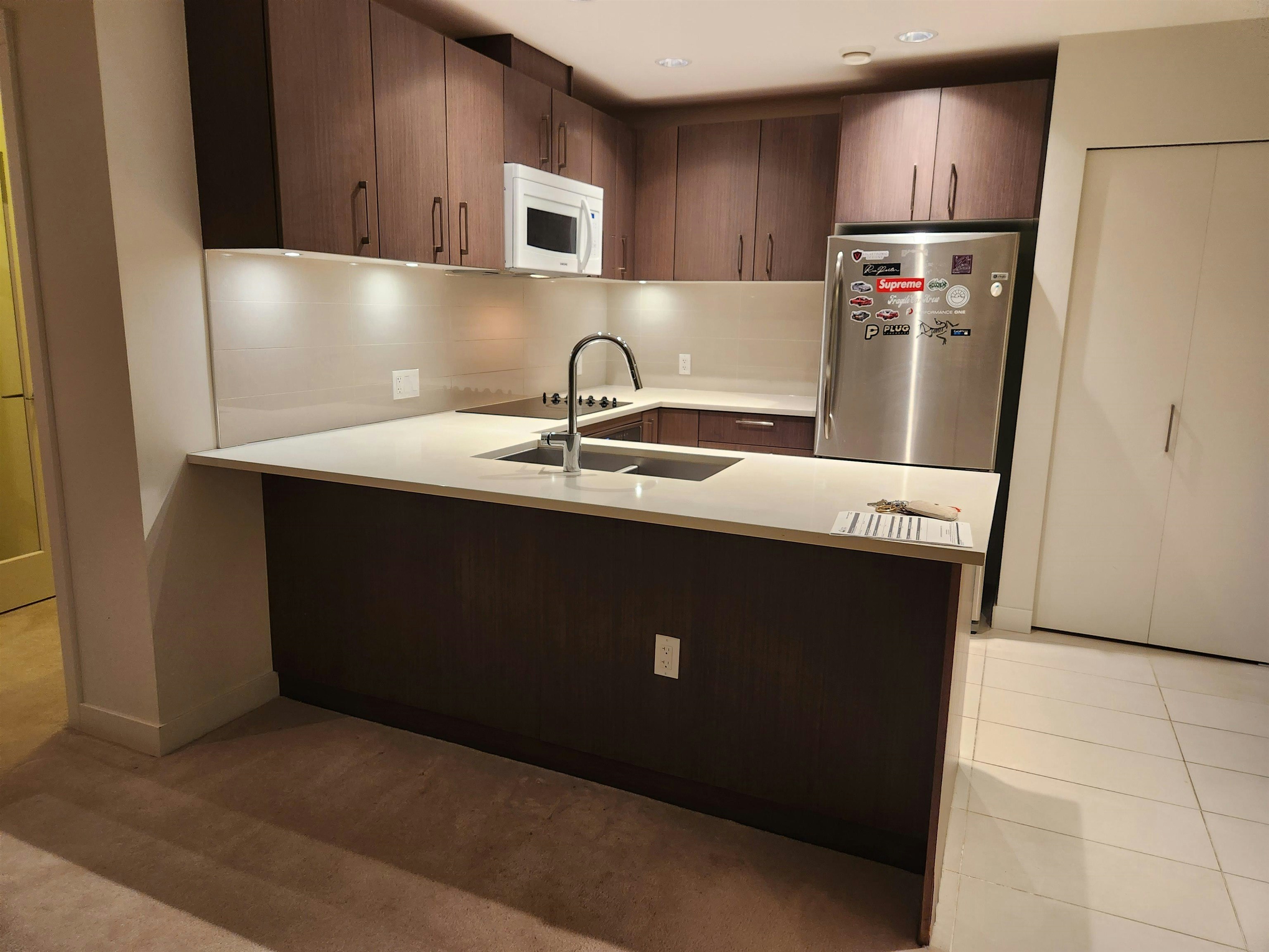 301-5981 Gray Avenue, Vancouver, BC, V6S 0G1