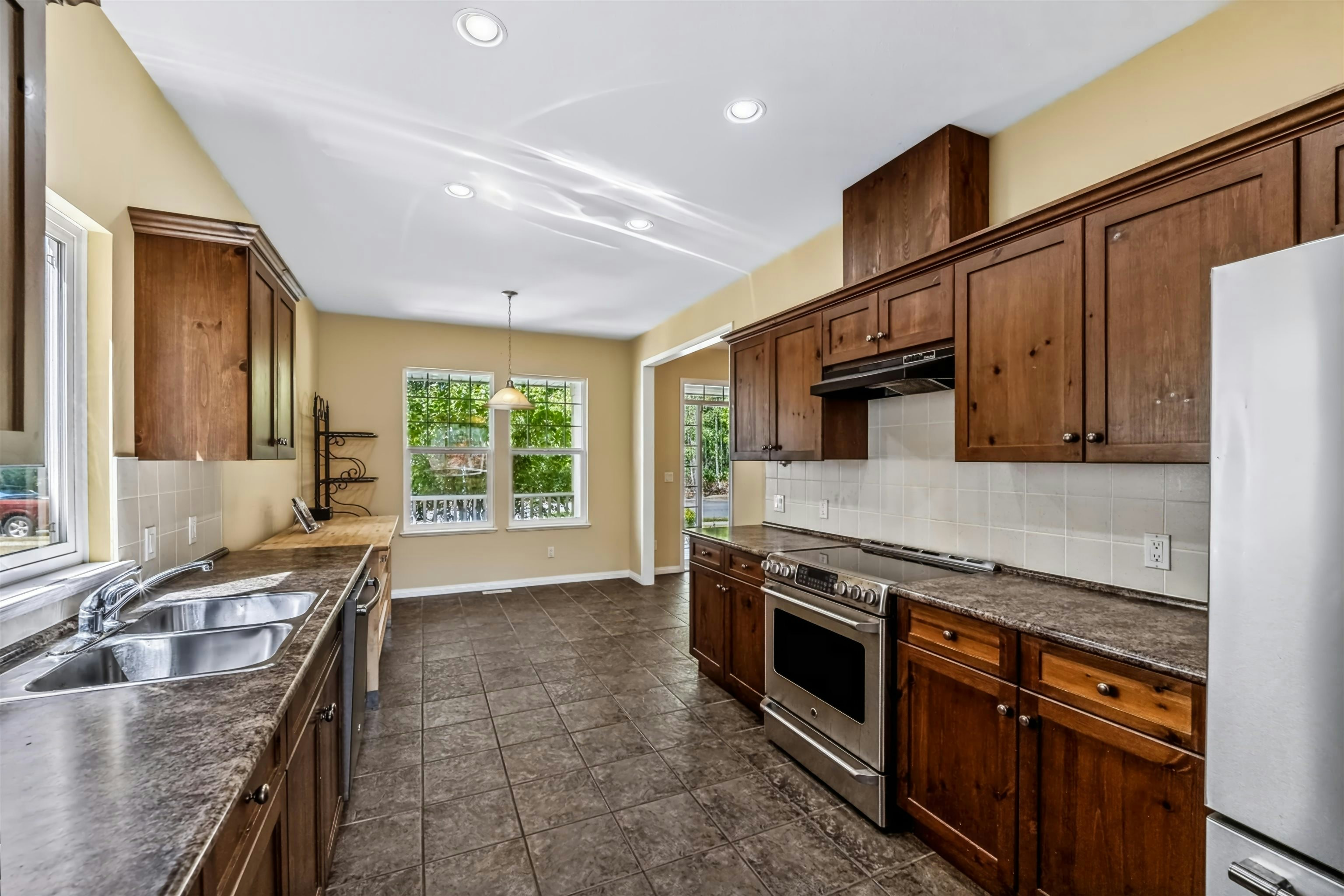36256 Stephen Leacock Drive, Abbotsford, BC, V3G 3C4 - 6