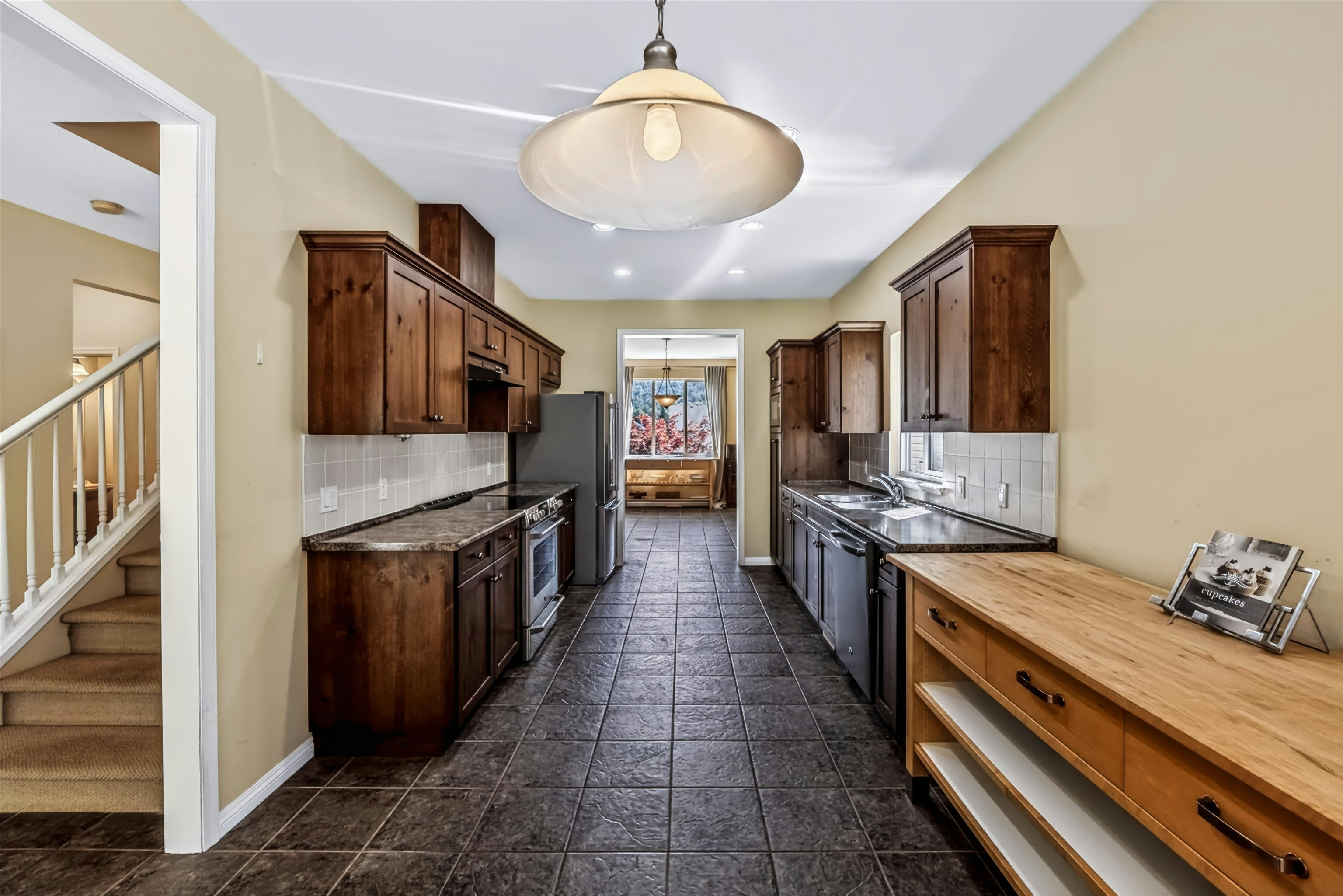 36256 Stephen Leacock Drive - 5