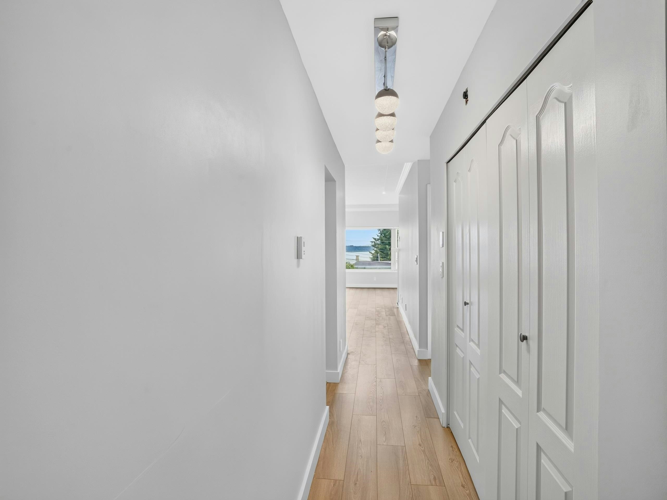 204-15176 Buena Vista Avenue, Surrey, BC, V4B 1Y3 - 20