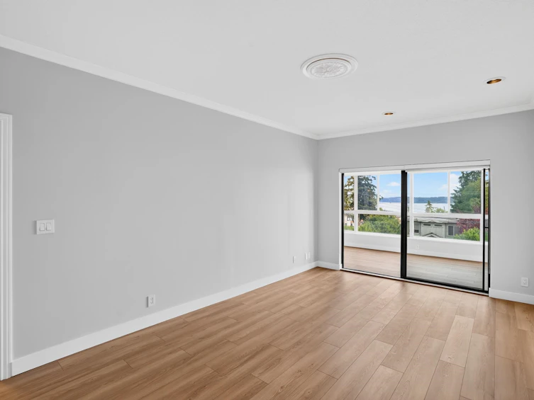 204-15176 Buena Vista Avenue, Surrey, BC, V4B 1Y3 - 16