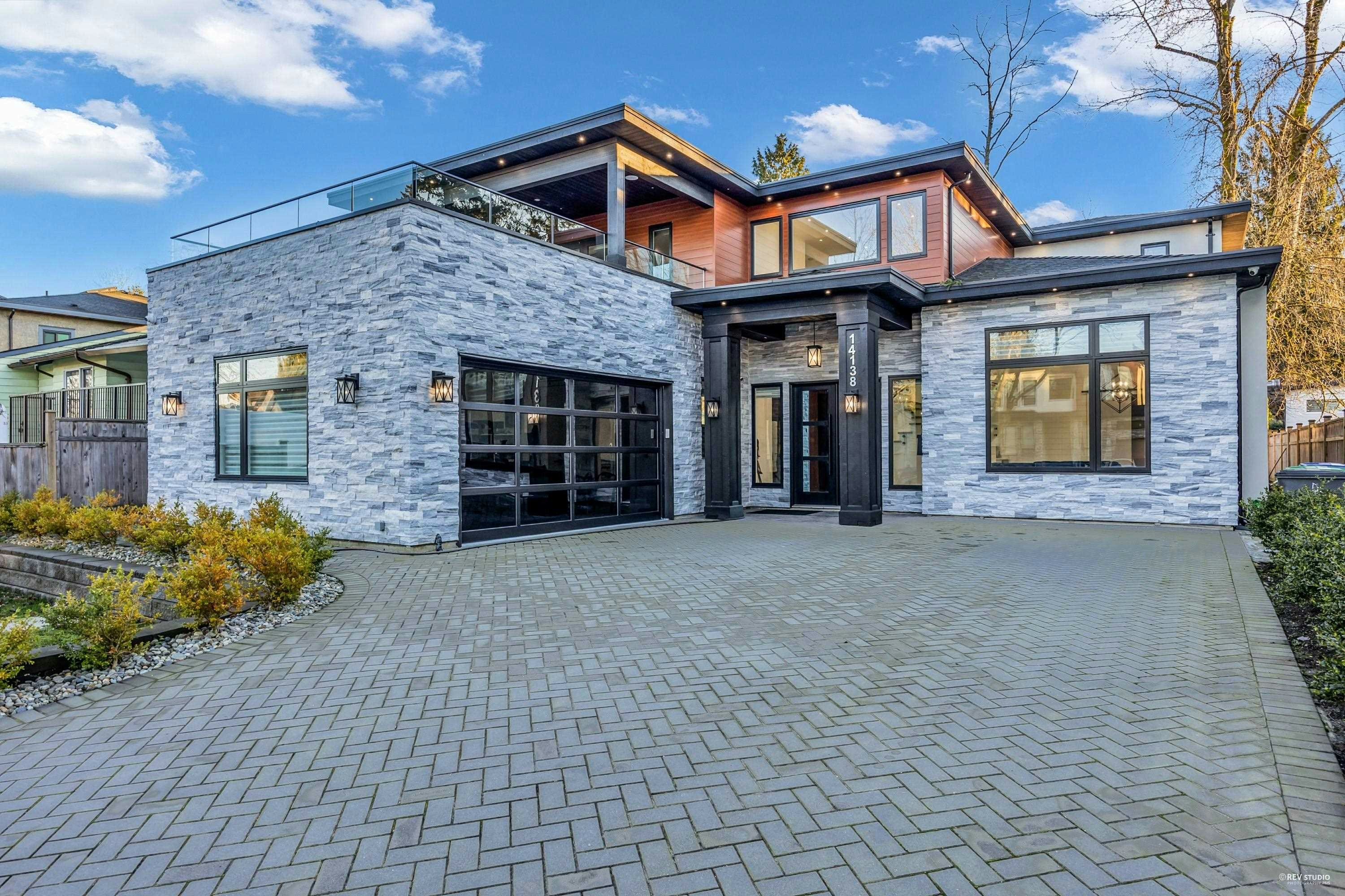 14138 75a Avenue, Surrey, BC, V3W 6T5