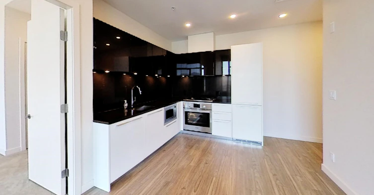 13XX-6383 Mckay Avenue, Burnaby, BC, V5H 0H8 - 2