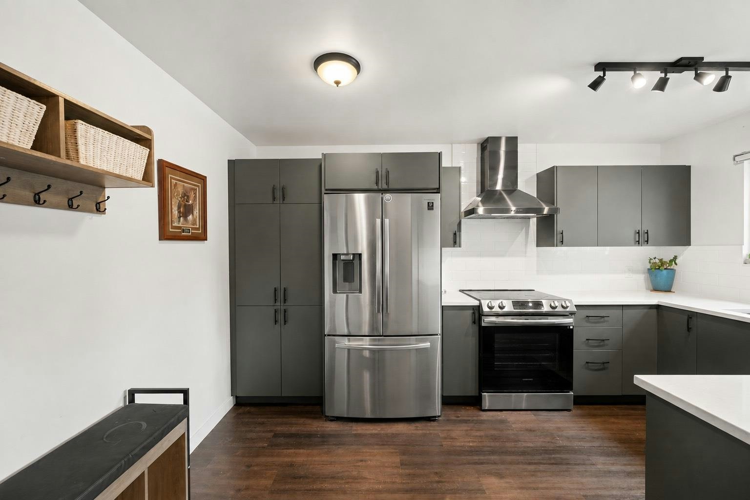 5019 57 Street, Delta, BC, V4K 3E7