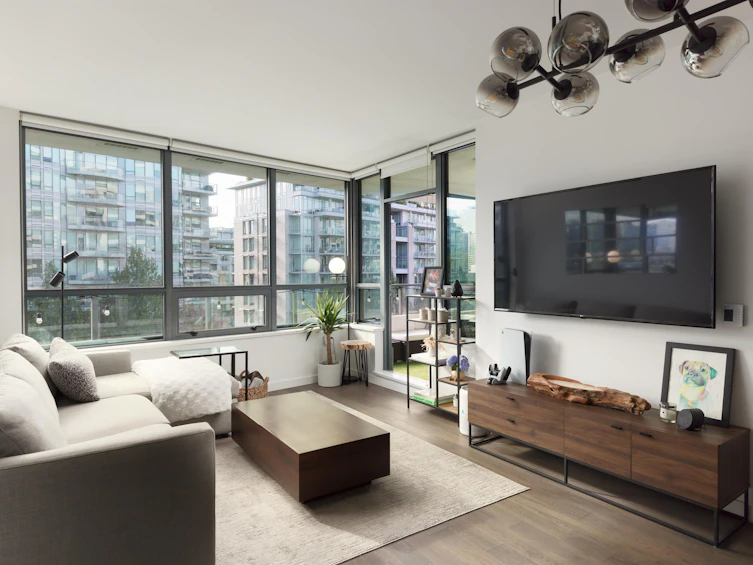 605-1688 Pullman Porter Street, Vancouver, BC, V6A 0H4 - 4