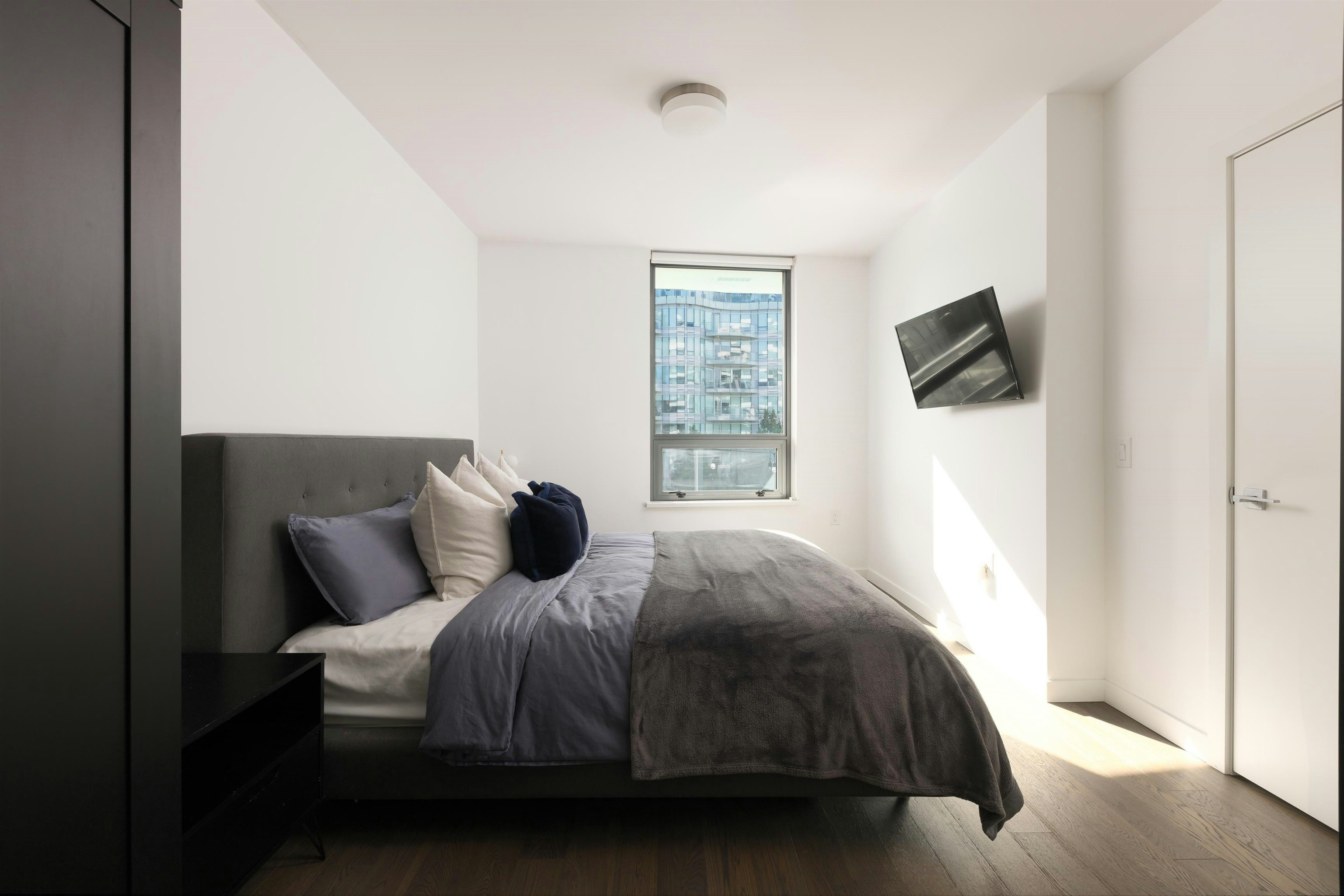 605-1688 Pullman Porter Street, Vancouver, BC, V6A 0H4 - 14