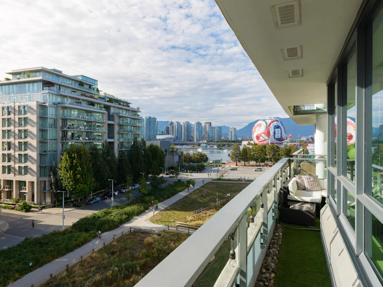 605-1688 Pullman Porter Street, Vancouver, BC, V6A 0H4 - 24