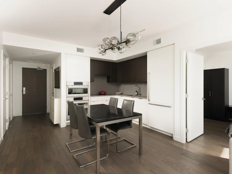 605-1688 Pullman Porter Street, Vancouver, BC, V6A 0H4 - 8