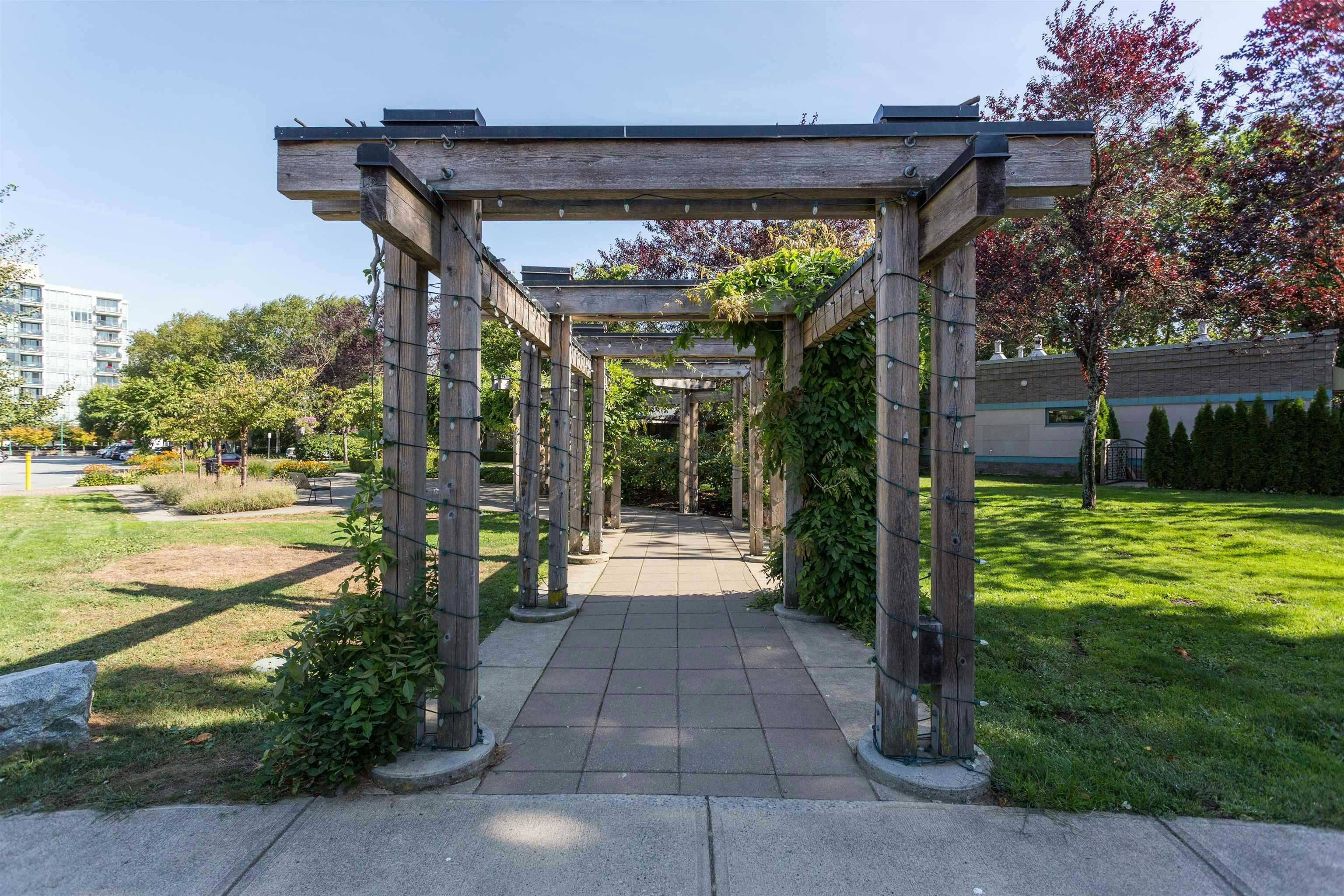 1002-12069 Harris Road, Pitt Meadows, BC, V3Y 0C8 - 39