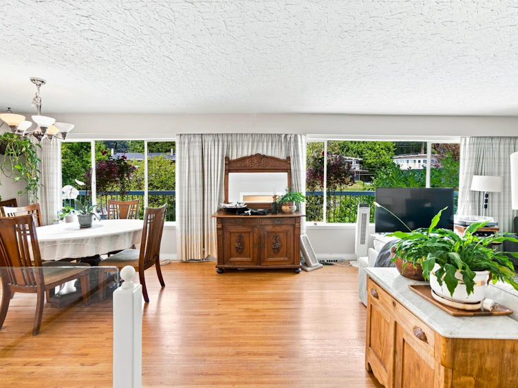 1033 Clements Avenue, North Vancouver, BC, V7R 2L3 - 7