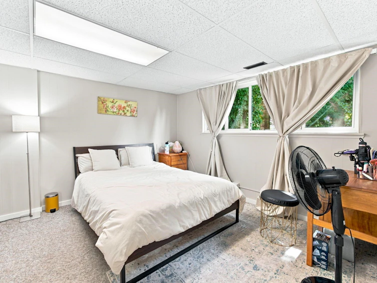 1033 Clements Avenue, North Vancouver, BC, V7R 2L3 - 27