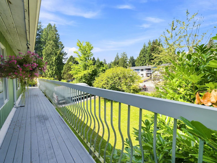 1033 Clements Avenue, North Vancouver, BC, V7R 2L3 - 15