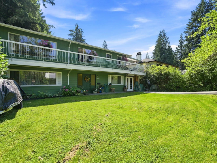 1033 Clements Avenue, North Vancouver, BC, V7R 2L3