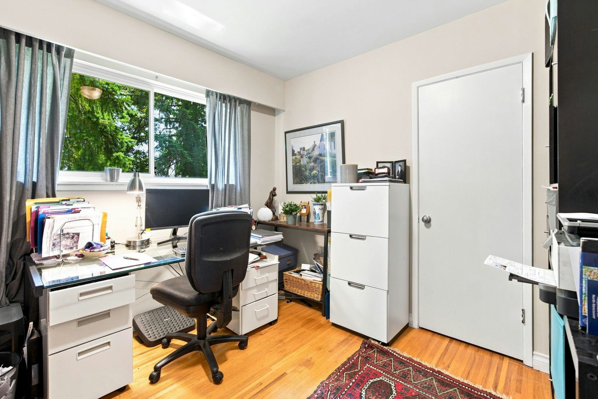 1033 Clements Avenue, North Vancouver, BC, V7R 2L3 - 20