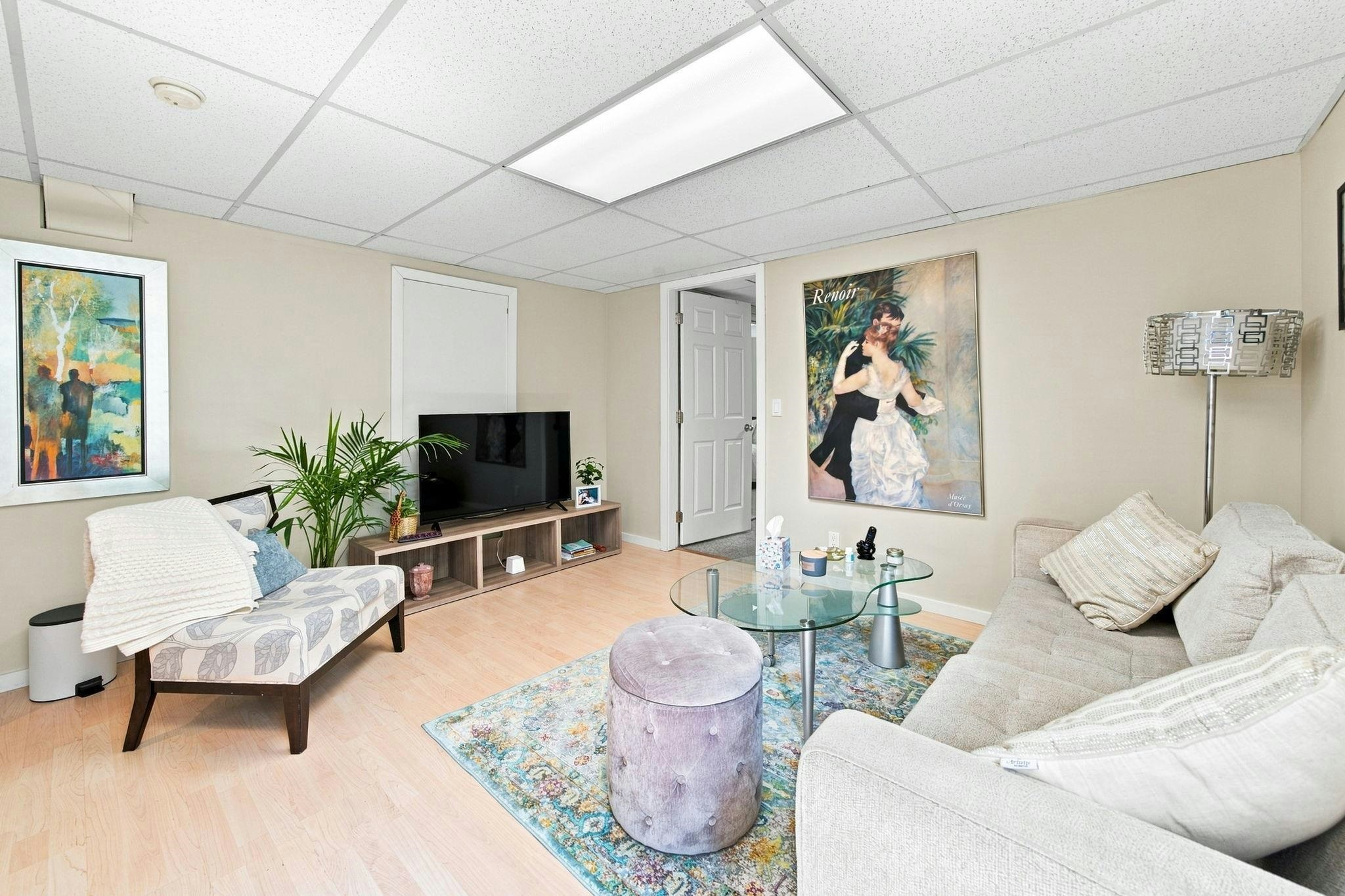 1033 Clements Avenue, North Vancouver, BC, V7R 2L3 - 23