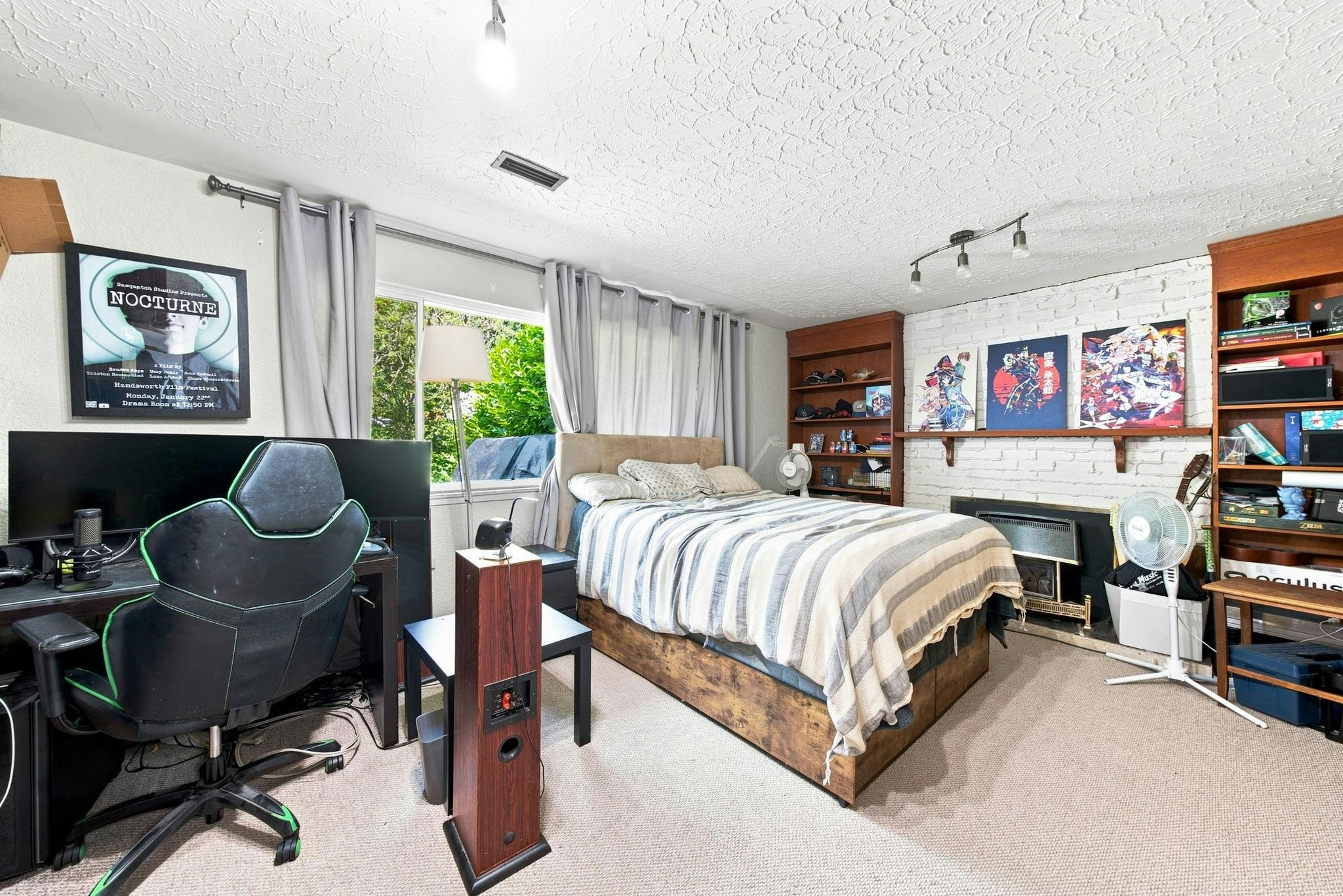 1033 Clements Avenue, North Vancouver, BC, V7R 2L3 - 21