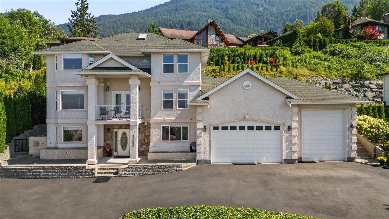 7304 Mount Thurston Drive, Chilliwack, BC, V4Z 0A3