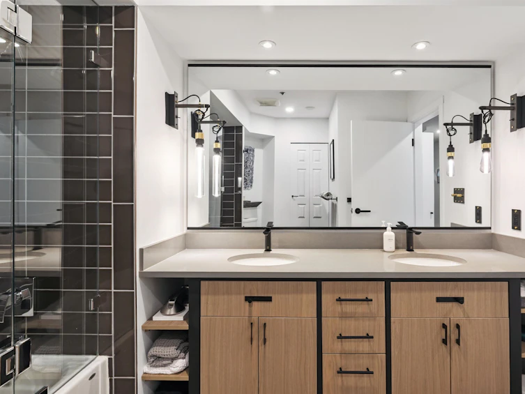 105-953 W 8th Avenue, Vancouver, BC, V5Z 1E4 - 21
