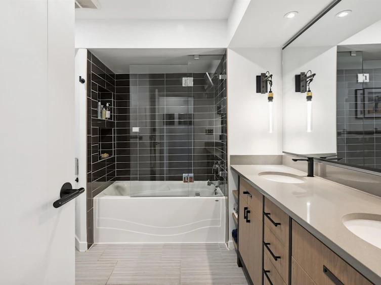 105-953 W 8th Avenue, Vancouver, BC, V5Z 1E4 - 22