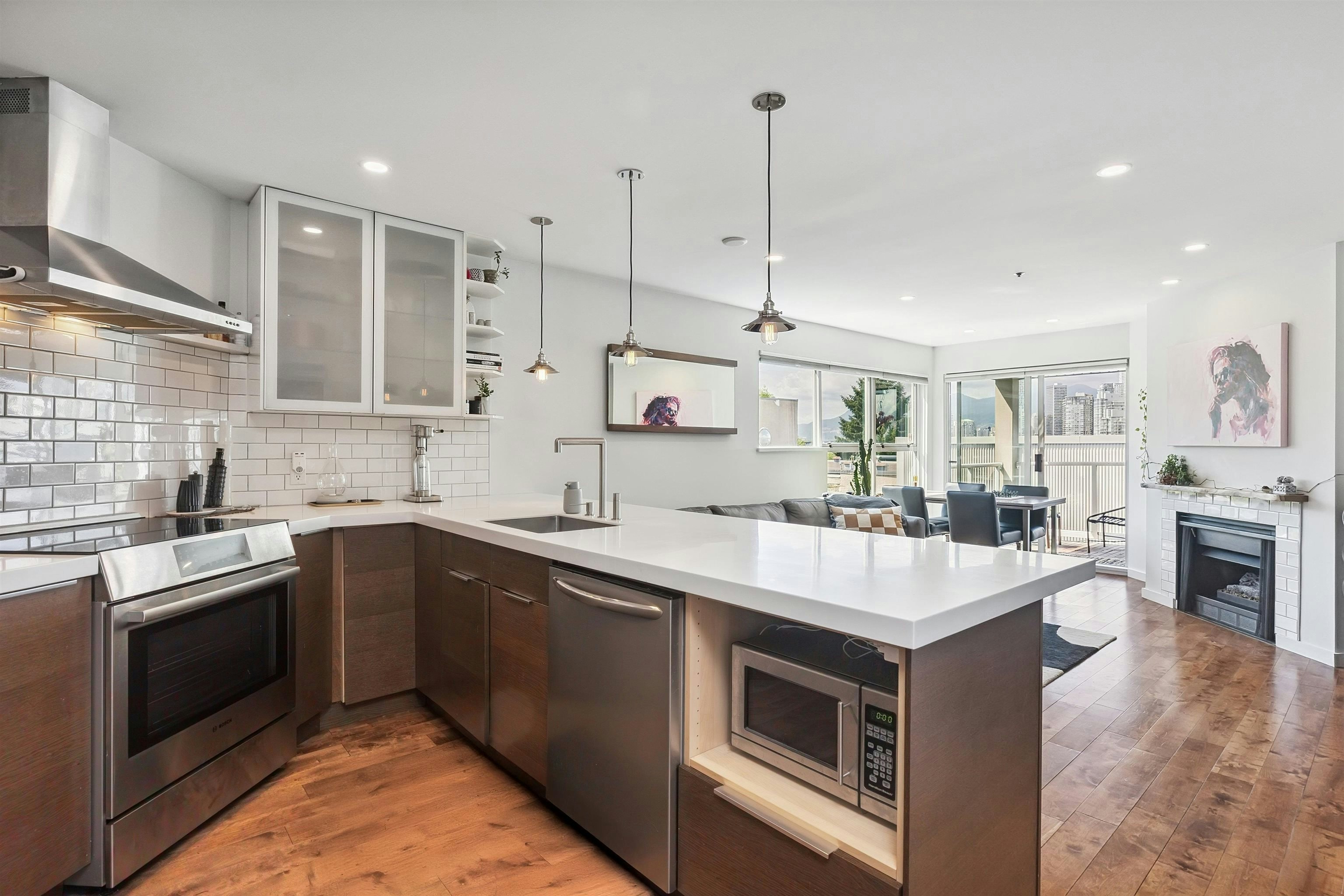 105-953 W 8th Avenue, Vancouver, BC, V5Z 1E4 - 11