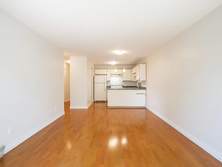 210-450 Bromley Street, Coquitlam, BC, V3K 6S5 - 5