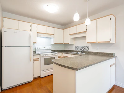 210-450 Bromley Street - 5