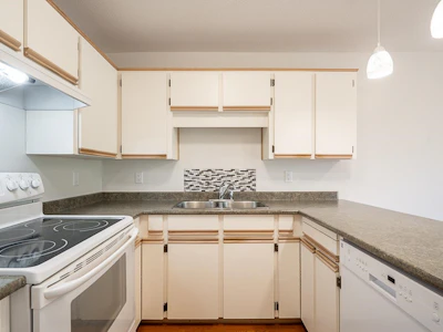 210-450 Bromley Street - 4