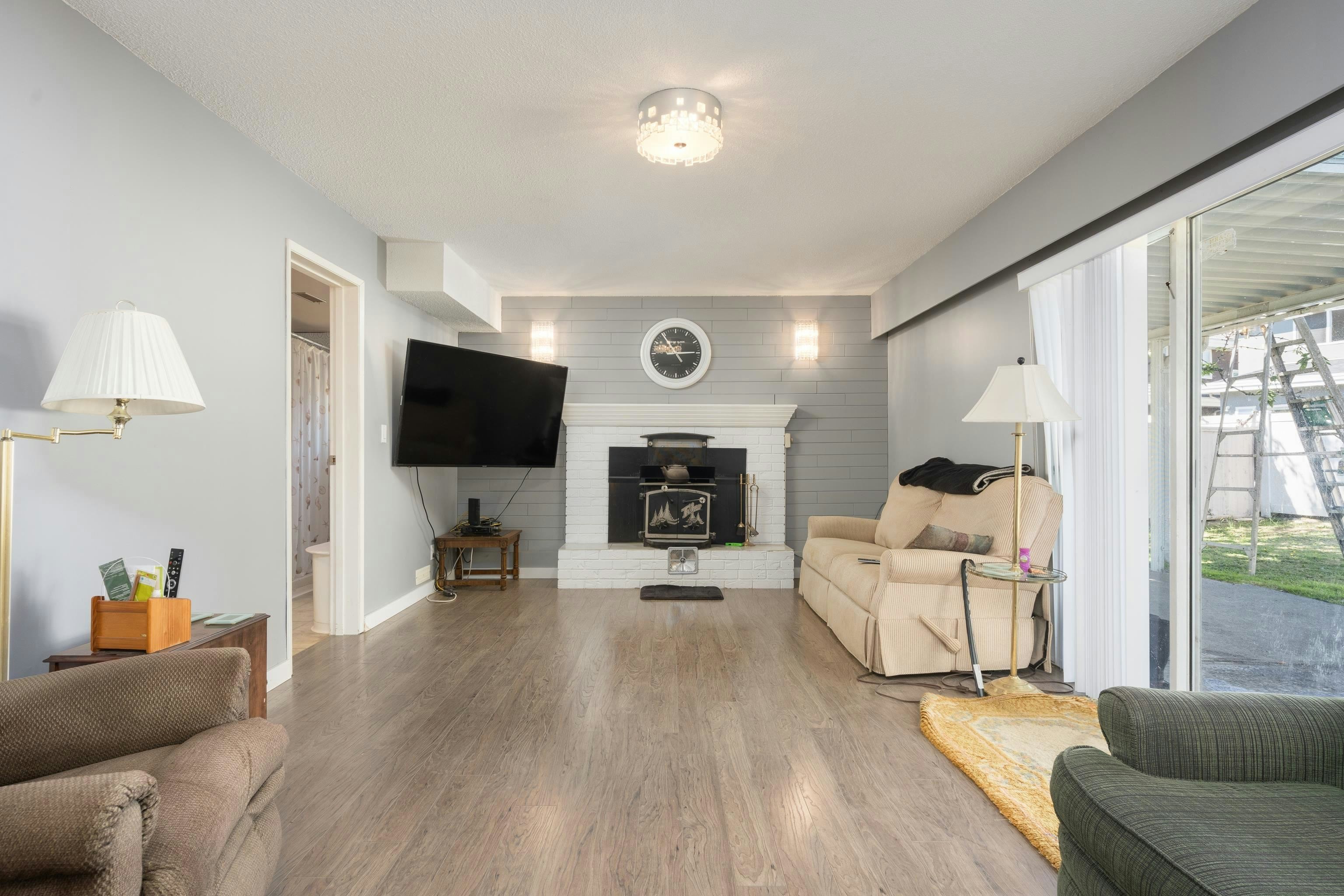 8611 Rideau Drive, Richmond, BC, V7A 4M6 - 9