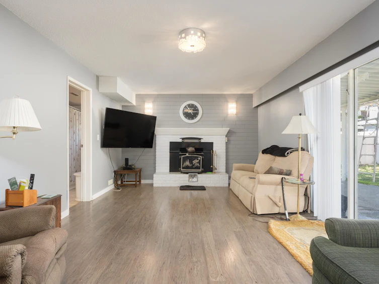 8611 Rideau Drive, Richmond, BC, V7A 4M6 - 9