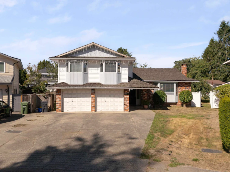 8611 Rideau Drive, Richmond, BC, V7A 4M6