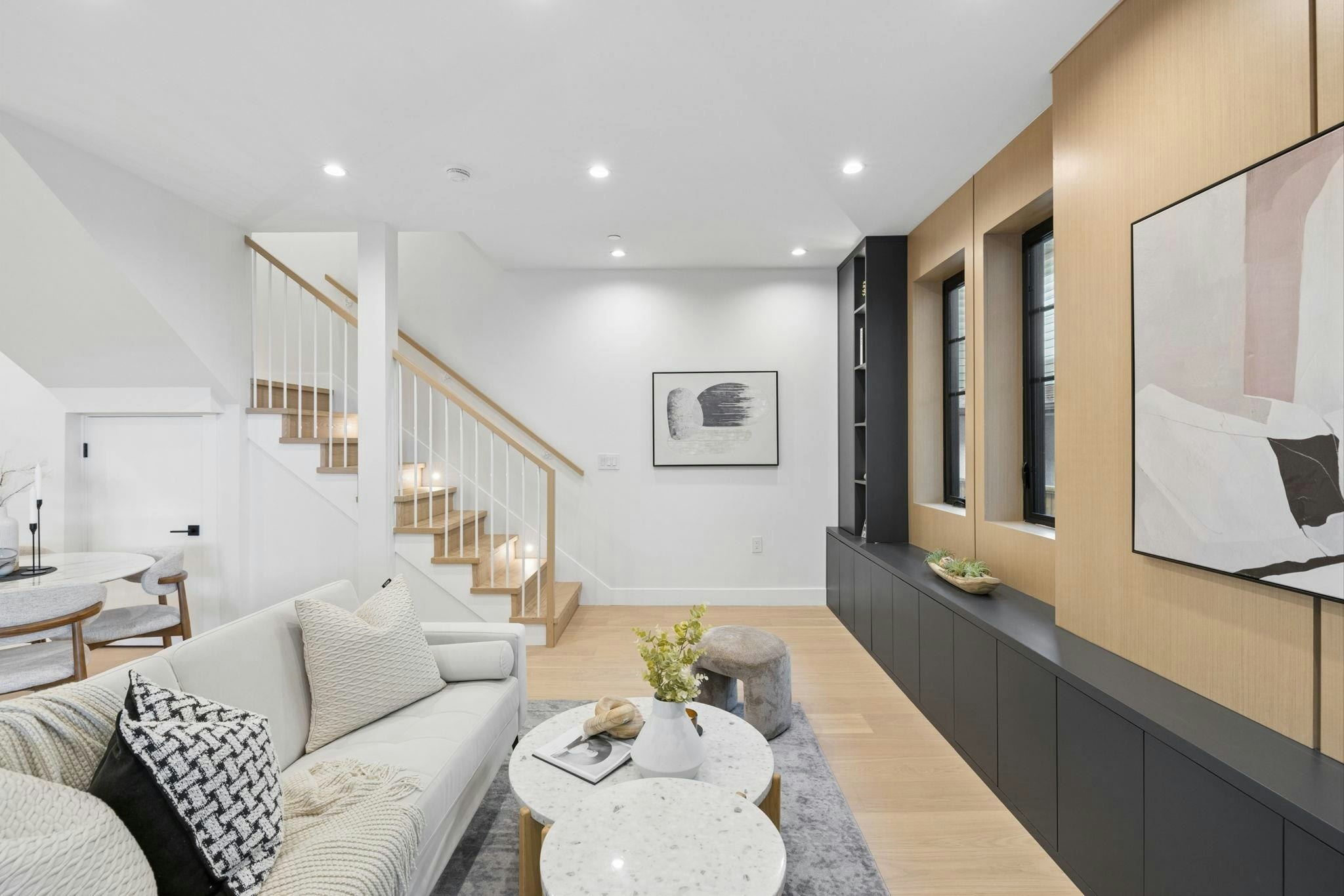 588 E 10th Avenue, Vancouver, BC, V5T 2A4 - 5