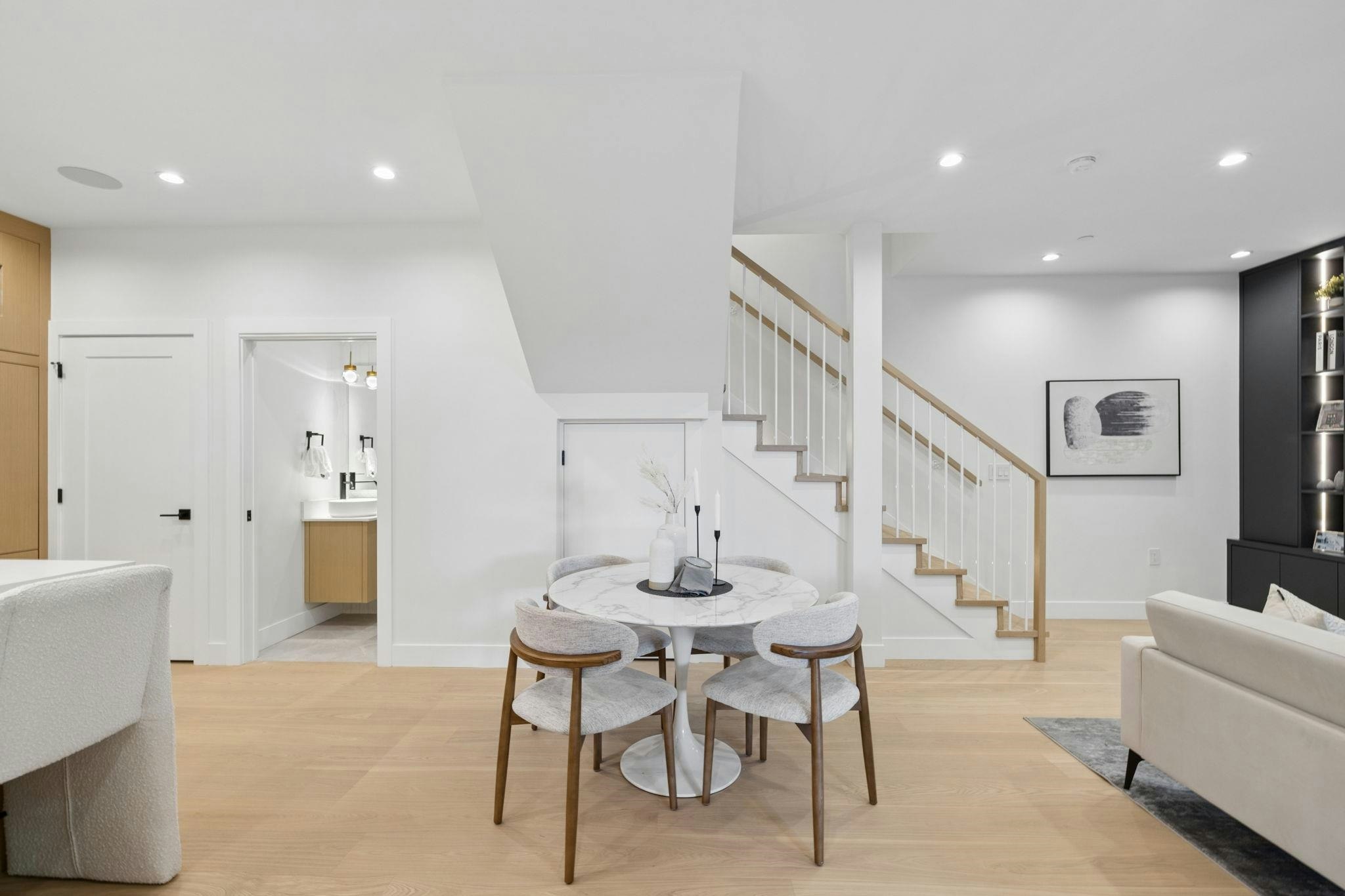588 E 10th Avenue, Vancouver, BC, V5T 2A4 - 7