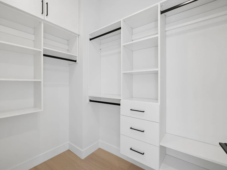 588 E 10th Avenue, Vancouver, BC, V5T 2A4 - 30