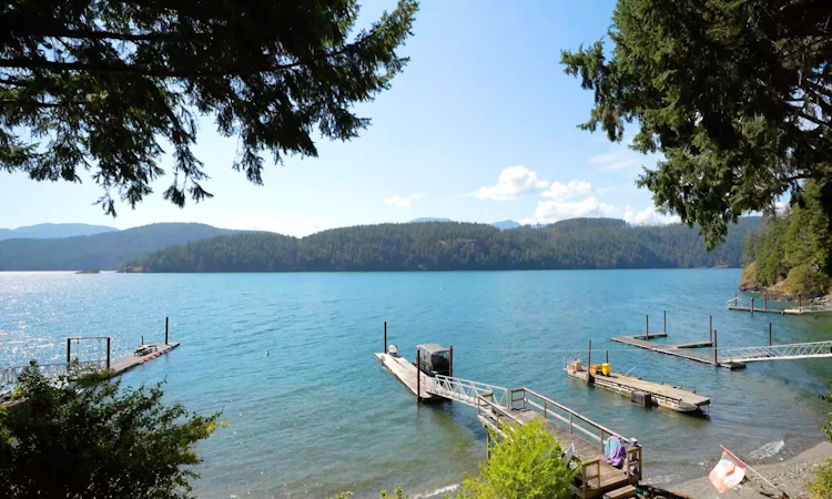 BLK A-DL 1845 Cascade Bay