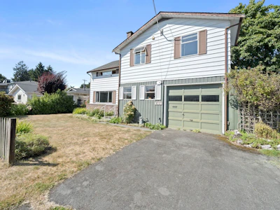 6731 Camsell Crescent - 2