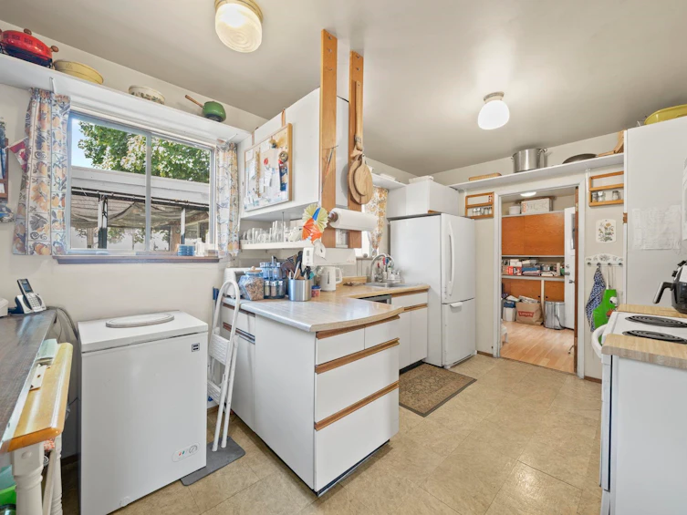 6731 Camsell Crescent, Richmond, BC, V7C 2M9 - 11