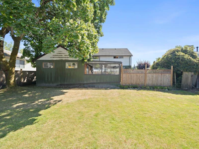 6731 Camsell Crescent - 4