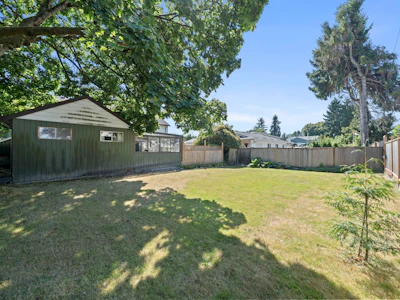 6731 Camsell Crescent - 3