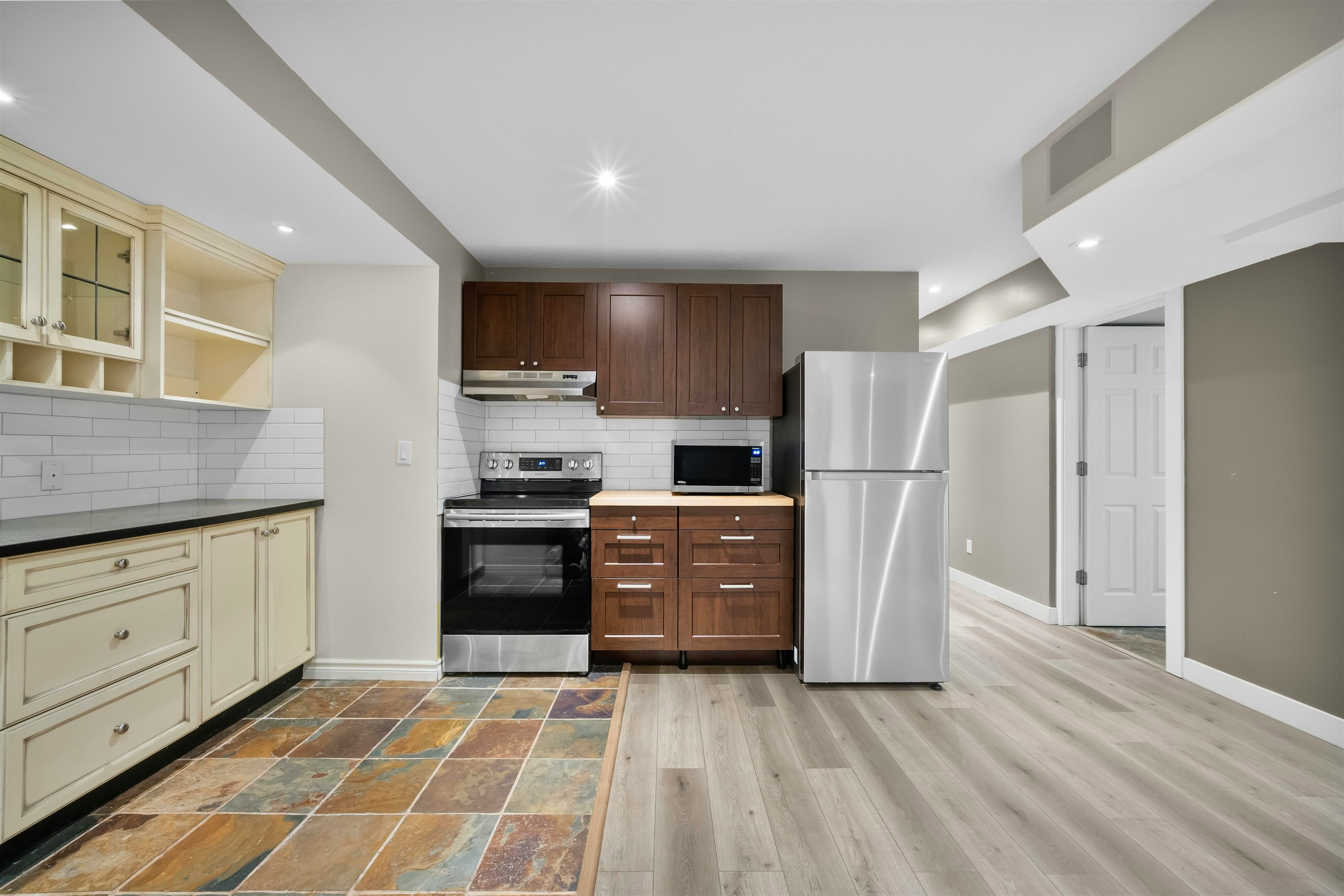4442 209b Street, Langley, BC, V3A 8Y8 - 26