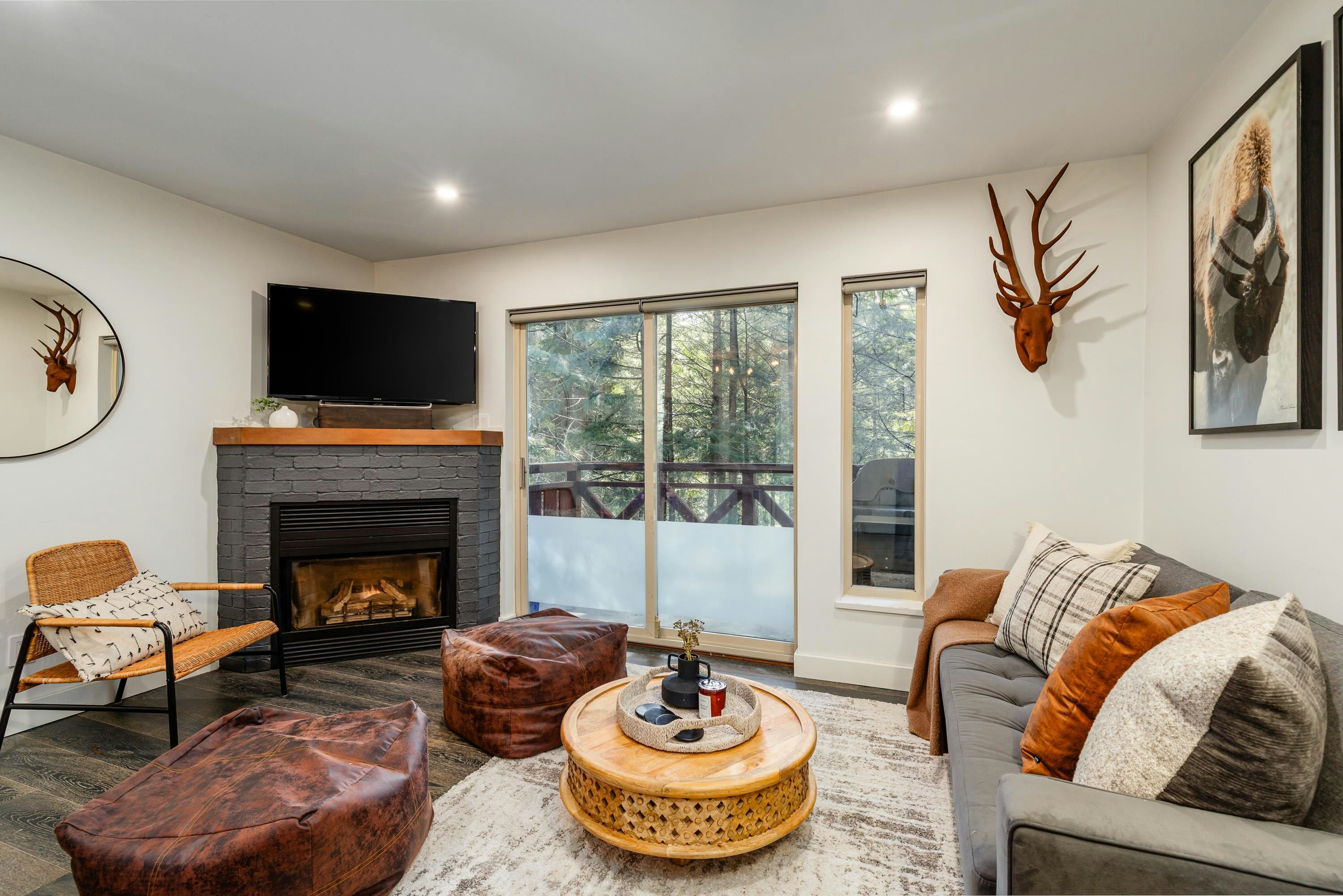 113-3070 Hillcrest Drive, Whistler, BC, V8E 0V1