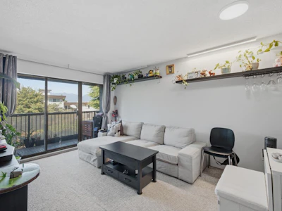 209-2120 W 2nd Avenue - 3